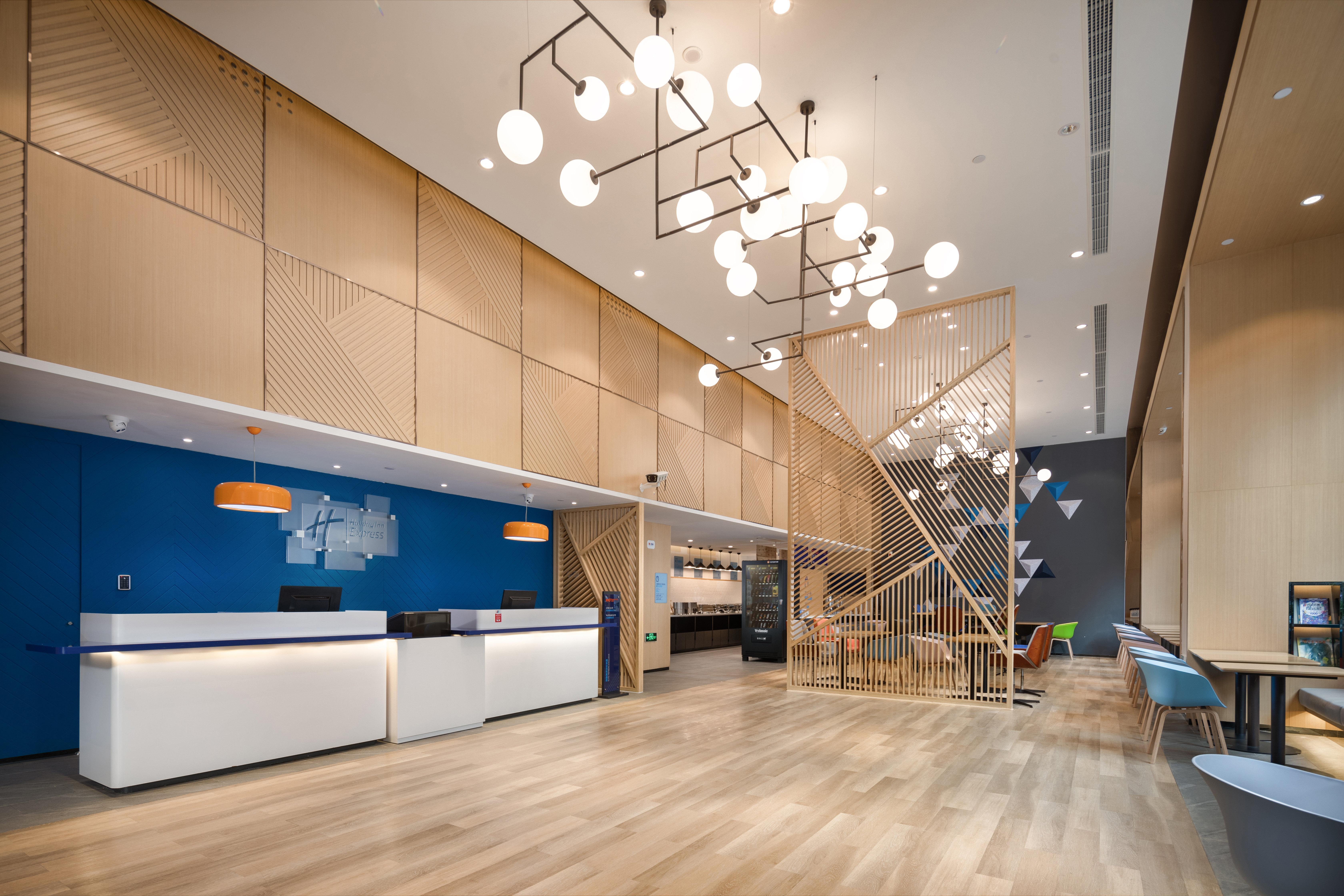 Holiday Inn Express Ningbo City Center By Ihg Exterior foto